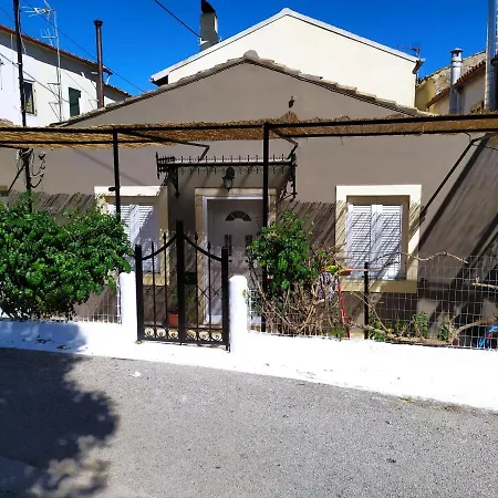 Little House * Kastellanoi (Parelioi, Corfu)